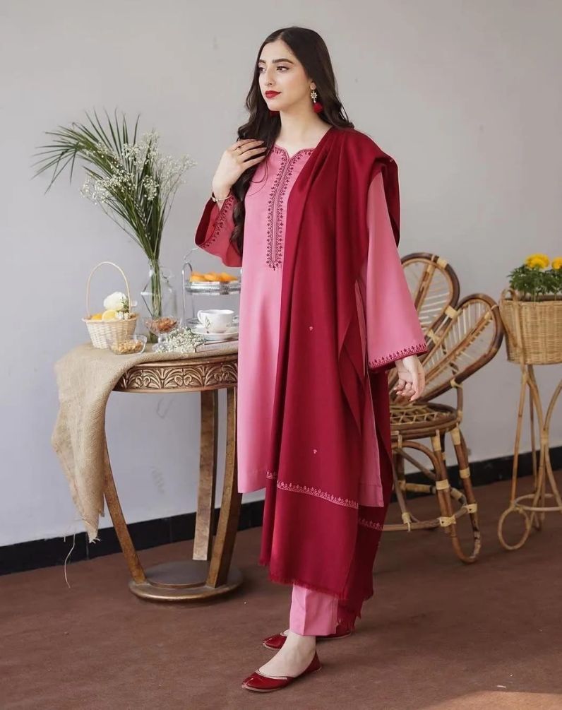 Fabric dhanak