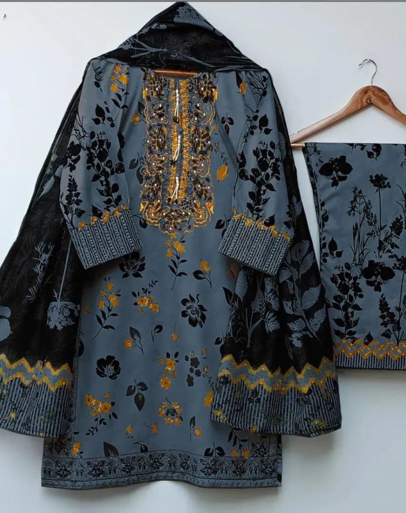 Fabric lawn