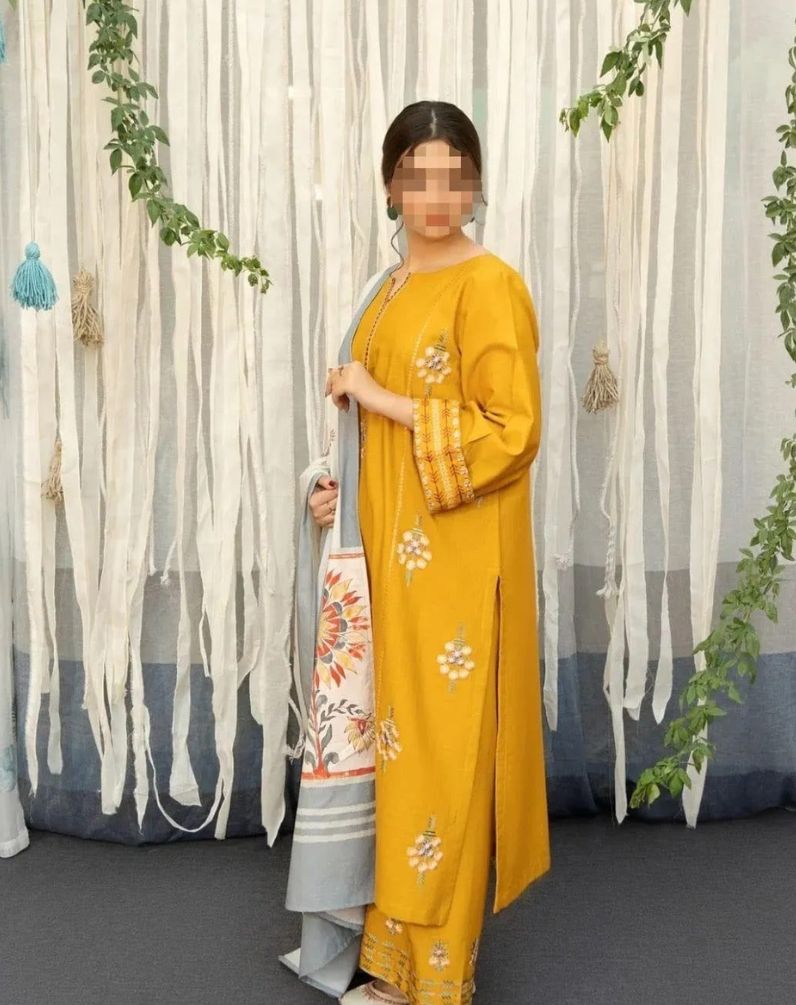 Fabric dhanak
